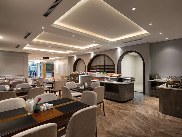 Imagen del bar/restaurante del Hotel Minasi Hotel And Spa. Foto 4