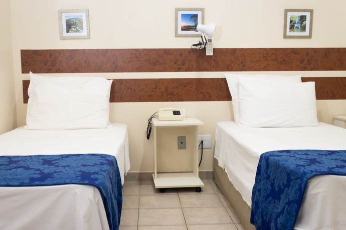 Imagen de la habitación del Hotel Minastur. Foto 9