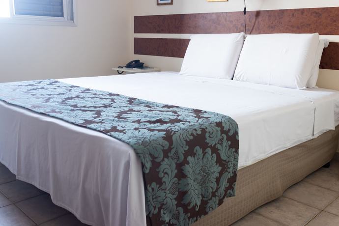 Imagen de la habitación del Hotel Minastur. Foto 15