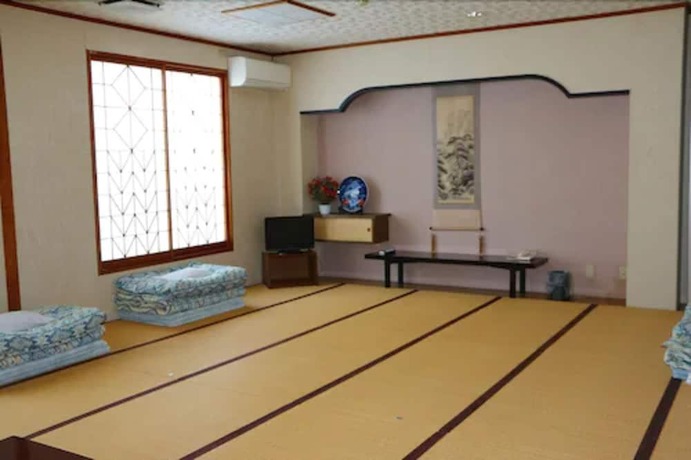 Imagen de la habitación del Hotel Minatoso. Foto 14