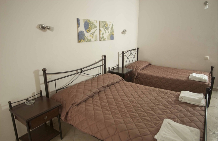 Imagen de la habitación del Hotel Minavra. Foto 6