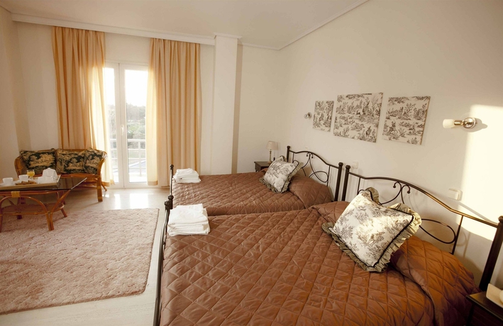 Imagen de la habitación del Hotel Minavra. Foto 11