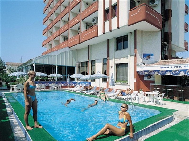Imagen general del Hotel Minay Plus. Foto 9