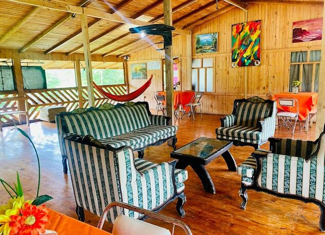 Imagen general del Hotel Mindo GlamBird Glamping andamp; Lodge. Foto 1