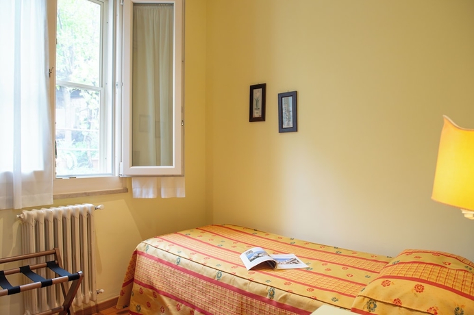 Imagen de la habitación del Hotel Minerva Assisi. Foto 8