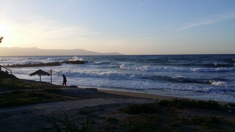 Imagen de los exteriores del Hotel Minerva Beach. Foto 13