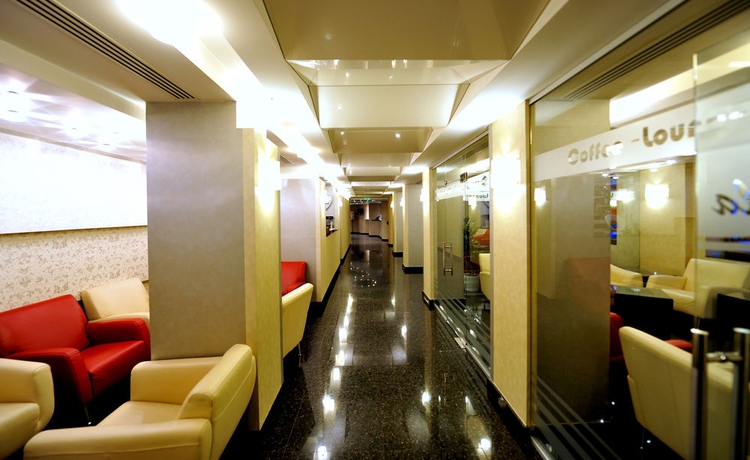 Imagen de los interiores del Hotel Minerva, Bucarest. Foto 15