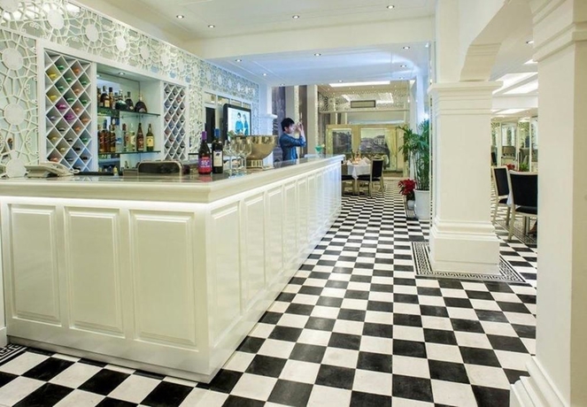 Imagen del bar/restaurante del Hotel Minerva Church. Foto 2