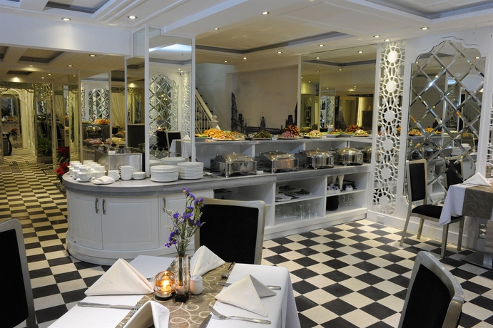 Imagen del bar/restaurante del Hotel Minerva Church. Foto 5