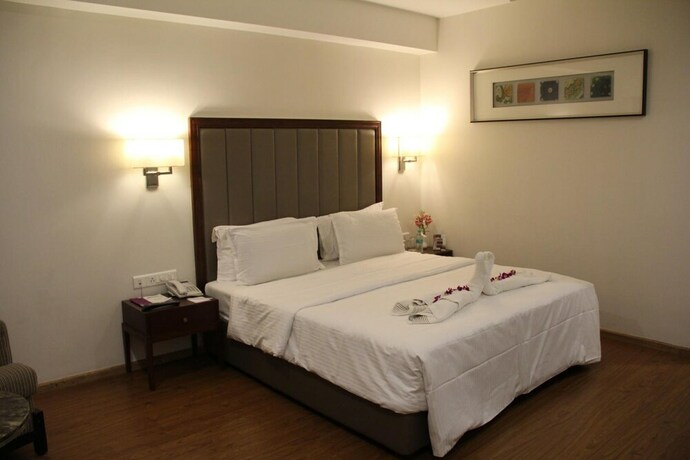 Imagen de la habitación del Hotel Minerva Grand. Foto 29