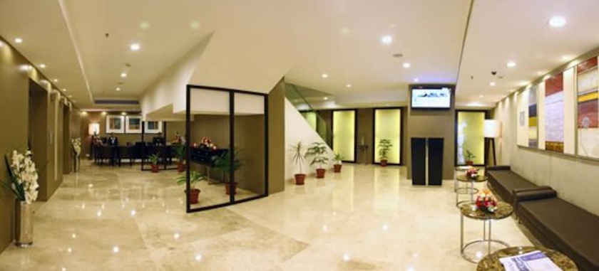 Imagen de los interiores del Hotel Minerva Grand Kondapur. Foto 11