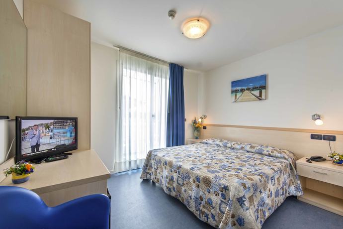 Imagen de la habitación del Hotel Minerva, Lignano Sabbiadoro. Foto 18