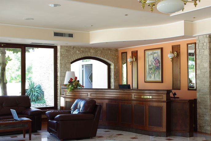 Imagen de los exteriores del Hotel Minerva, Medulin. Foto 10