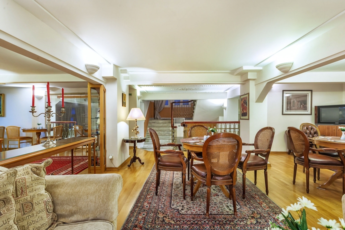 Imagen de los interiores del Hotel Minerva Premier. Foto 9