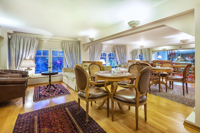 Imagen de los interiores del Hotel Minerva Premier. Foto 10