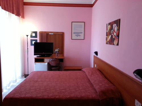 Imagen de la habitación del Hotel Minerva, Ravenna. Foto 3