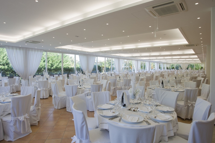 Imagen de los interiores del Hotel Minerva Resort Paestum. Foto 12