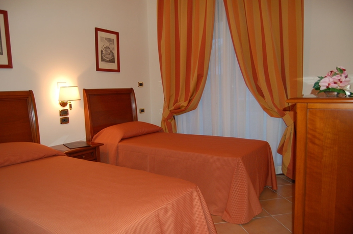 Imagen de la habitación del Hotel Minerva Resort Paestum. Foto 7