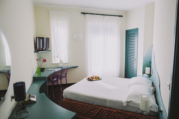 Imagen de la habitación del Hotel Minerva, Santa Margherita Ligure. Foto 15