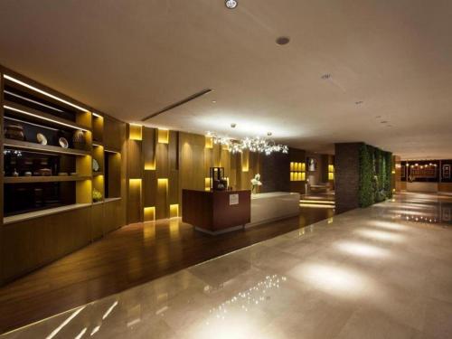 Imagen general del Hotel Ming Du Lakeside Nanning. Foto 7