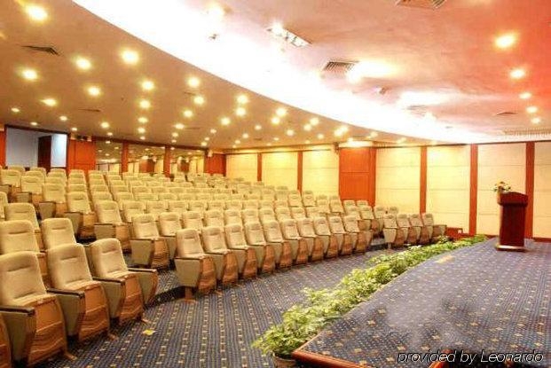 Imagen general del Hotel Ming Wah International Convention Centre. Foto 11