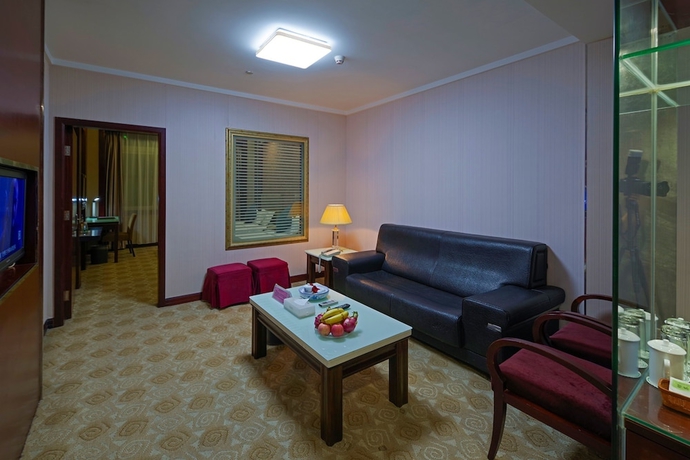 Imagen de la habitación del Hotel Ming Yang, Luohu. Foto 9
