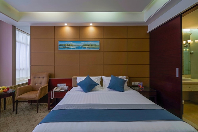 Imagen de la habitación del Hotel Ming Yang, Luohu. Foto 10