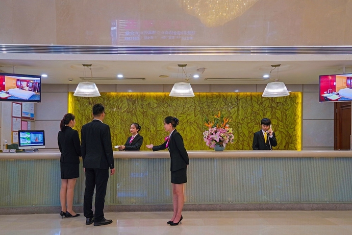 Imagen de los interiores del Hotel Ming Yang, Luohu. Foto 18