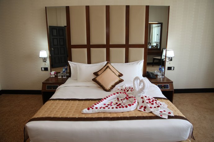 Imagen de la habitación del Hotel Mingalar Thiri. Foto 10