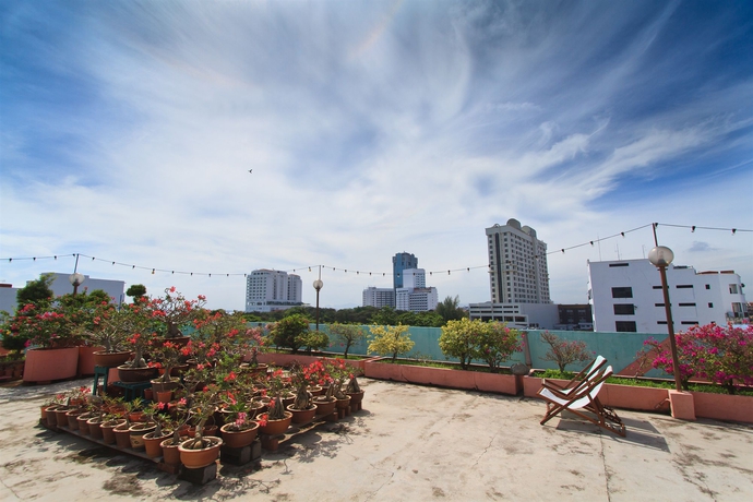 Imagen de los exteriores del Hotel Mingood. Foto 13