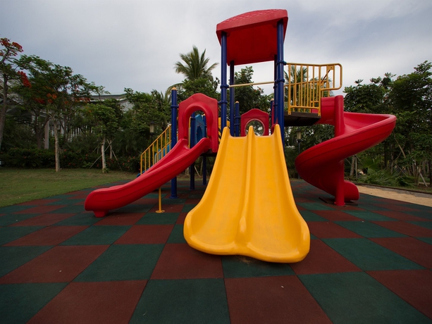 Imagen de los exteriores del Hotel Mingshen Golf and Bay Resort Sanya. Foto 13
