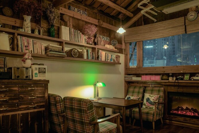 Imagen de los interiores del Hotel Minguo Life Zhangjiajie. Foto 39