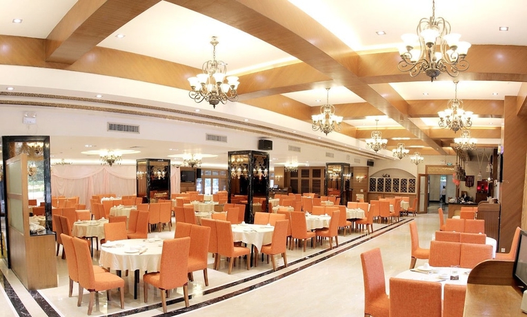 Imagen del bar/restaurante del Hotel Mingyuan. Foto 5