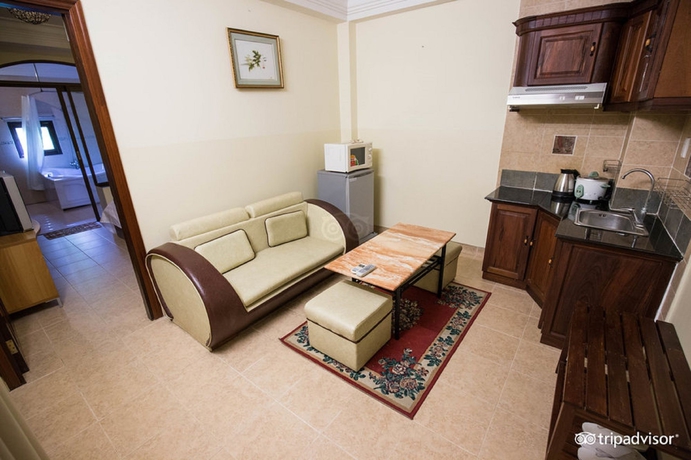Imagen de los interiores del Hotel Minh Chau. Foto 14