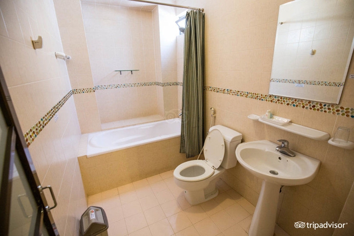 Imagen de la habitación del Hotel Minh Chau. Foto 11