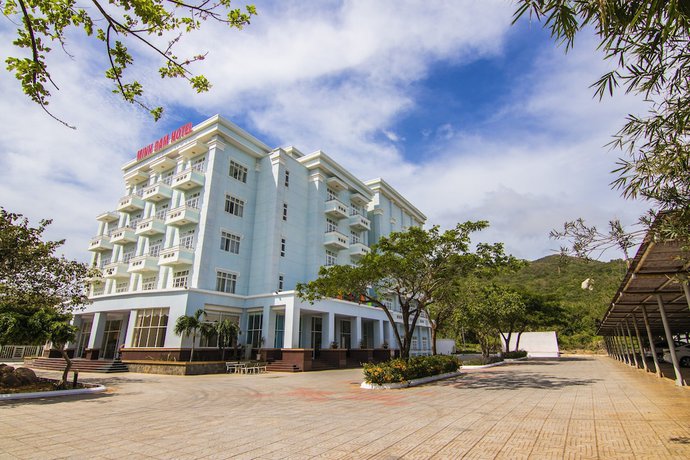 Imagen de los exteriores del Hotel Minh Dam Hotel and Restaurant. Foto 15