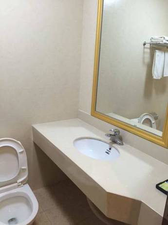 Imagen de la habitación del Hotel Minhang. Foto 5