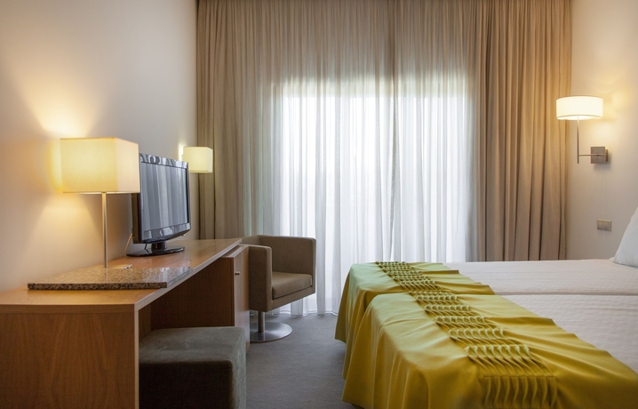 Imagen de la habitación del Hotel Minho. Foto 8