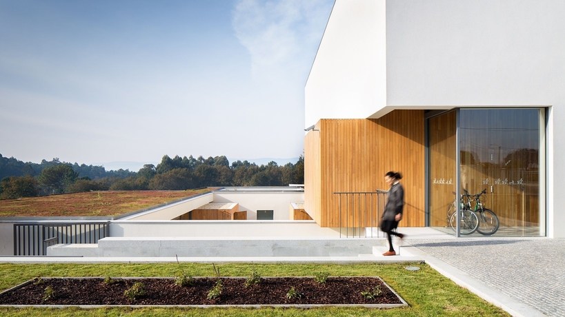 Imagen de los exteriores del Hotel Minho. Foto 10