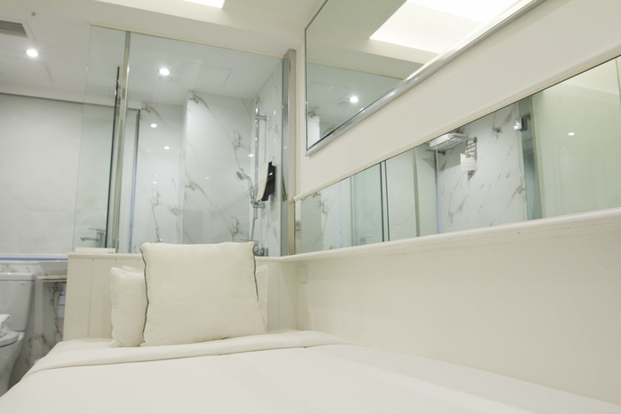 Imagen de la habitación del Hotel Mini Central. Foto 7