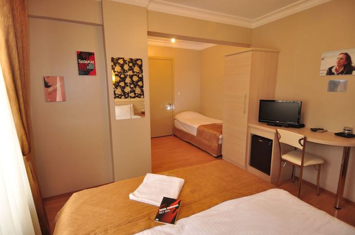 Imagen de la habitación del Hotel Mini Fuar. Foto 2