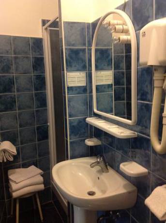 Imagen de la habitación del Hotel Mini, G&eacute;nova. Foto 6