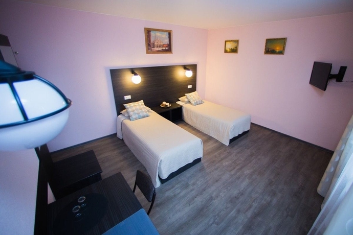 Imagen de la habitación del Hotel Mini Kosmos. Foto 15