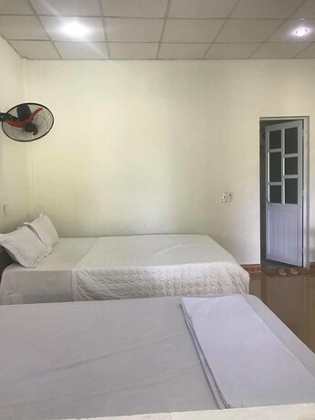 Imagen de la habitación del Hotel Mini Mansion. Foto 31