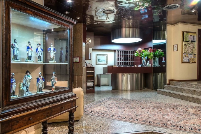 Imagen de los interiores del Hotel Mini Palace. Foto 18