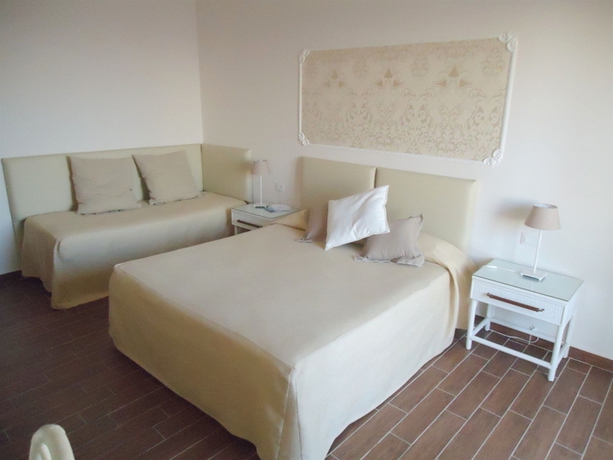 Imagen de la habitación del Hotel Mini, Pozzuoli. Foto 10