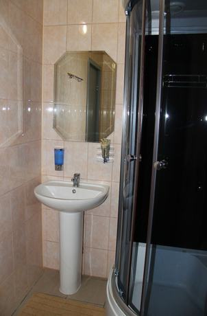 Imagen de la habitación del Hotel Mini-Koleso. Foto 17