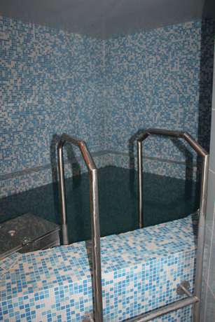 Imagen de la piscina del Hotel Mini-Panna. Foto 20