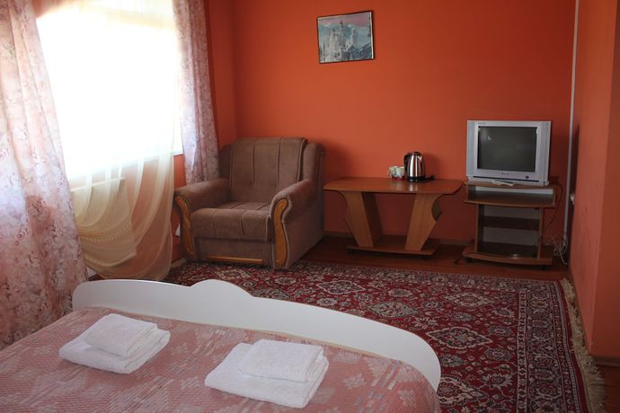 Imagen de la habitación del Hotel Mini-Panna. Foto 11