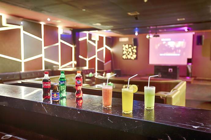 Imagen del bar/restaurante del Hotel Minijack. Foto 7